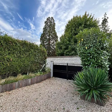 Elonie, Maison Entiere Avec Jardin Et Parking Holiday home