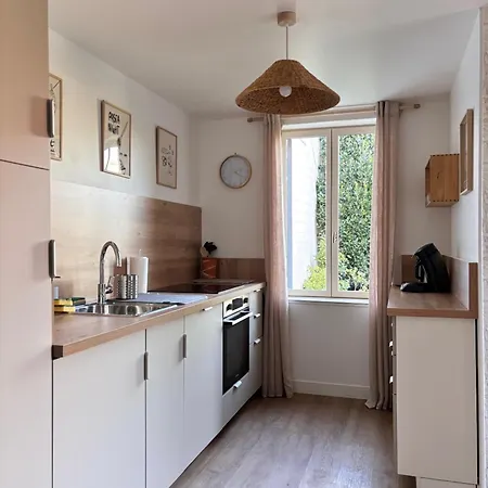 Elonie, Maison Entiere Avec Jardin Et Parking